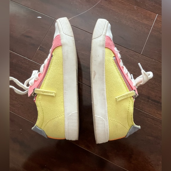 EUC - Dolce Vita Zaire Pink Patchwork Sneaker Womans Size 6 - Picture 3 of 8